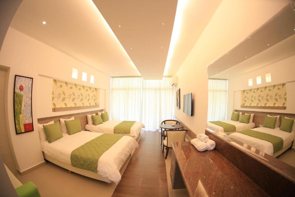 Sawary Beach Hotel Batroûn Habitación foto